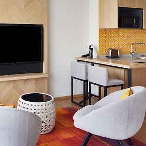 Studio Two Semi Double Beds Ocean View